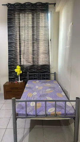 Female bed space in France Cluster