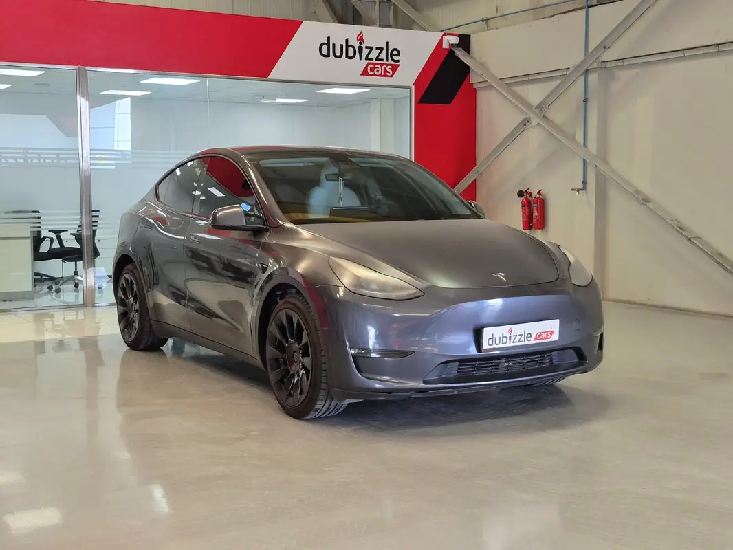 Tesla Model Y 2022 — photo 1 of 16