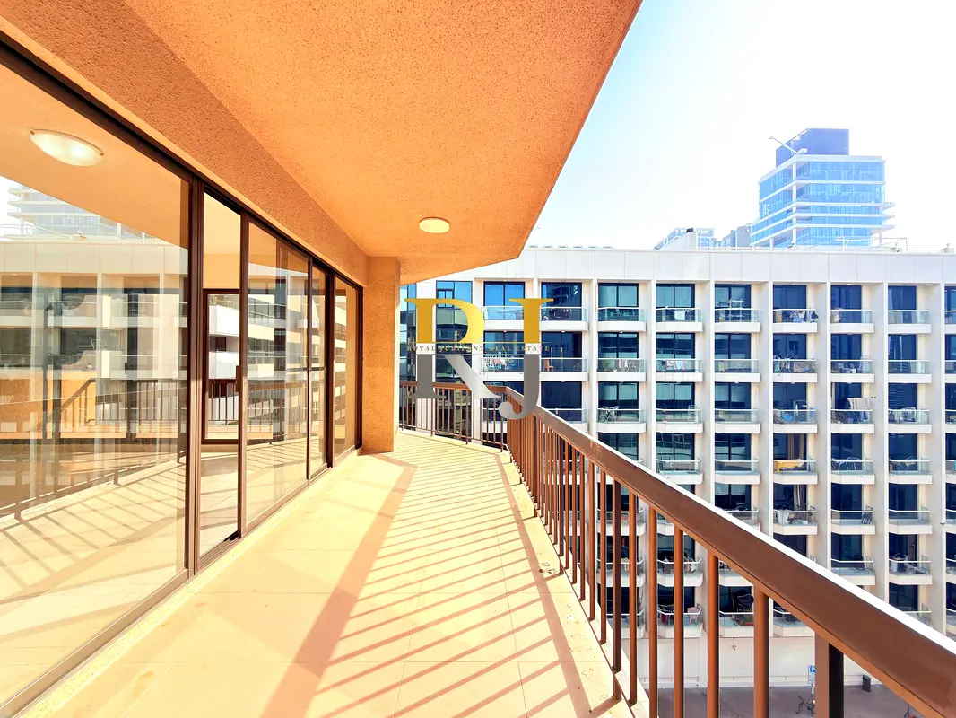 3BHK plus Store-Prime location-Ready to move…