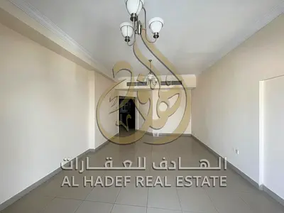 🏠 متاح الآن في الرولة ✨ شقة مميزة غرفتين ماستر مع خزائن داخل الحائط، ثاني ساكن وتشطيب ممتاز. مناسبة للعائلات، مع موقع مميز وخدمات قريبة.  ✨ المميزات: