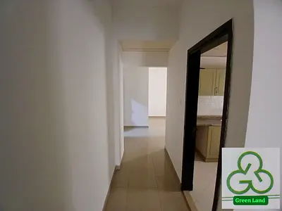 GRAND OFFER 1bhk available butina Central Gas split ac FAMILY BUILDING  27k9