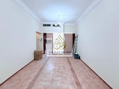شقة غرفة وصالة للإيجار السنوي في المجاز 3 الشارقة | بجوار حديقة الصفية | صيانة مجانية | موقع مميز قريب من جميع الخدمات
