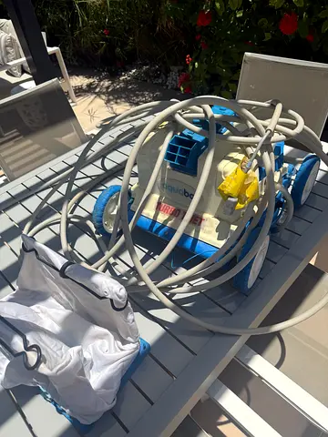 Hayward Pool Vacuum Cleaner with Hoses - Used, Working