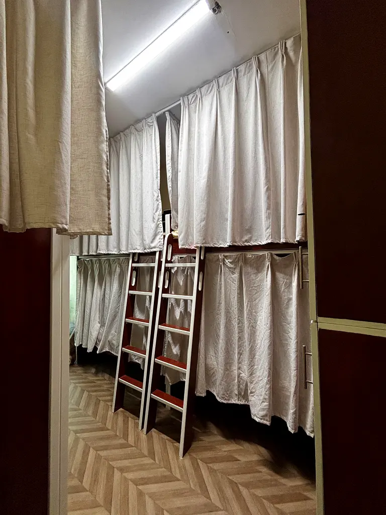 gallery-image
