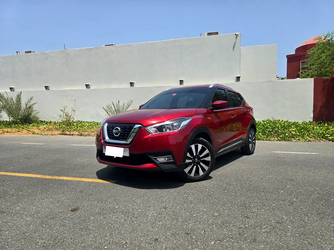 Nissan Kicks 2019 — photo 1 of 16