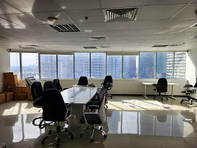 FITTED OFFICE I CANAL VIEW I READY TO MOVE IN I 2 PARKINGS