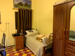 Executive bedspace available in baniyas east near bawbat mall and lulu