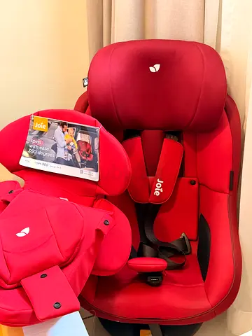 Joie red infant car seat (good condition)