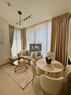 Fully Furnished 1BR |Bright Unit| View Now — 3