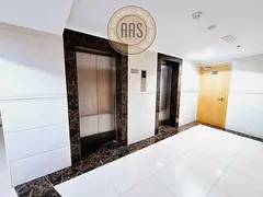 Spacious 2bhk ! With All Facilities! Prime location