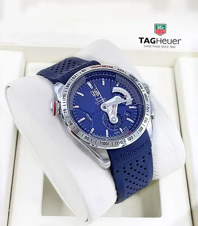 TAG heuer watch with chrono for men