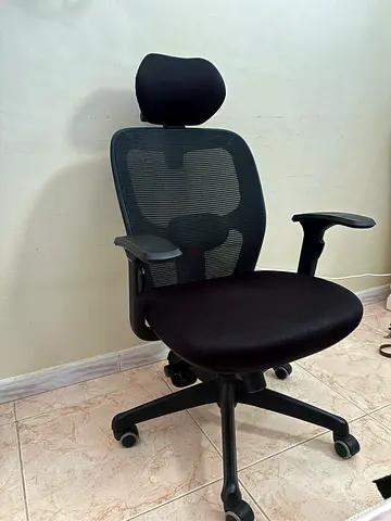 Ergonomic Office Chair with Headrest — Black, Good Condition