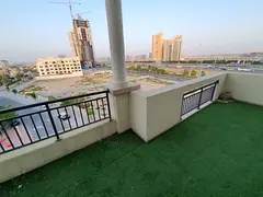 VACANT - DUPLEX 2 BED 2 FLOOR UNIT - COMMUNITY VILLA VIEW