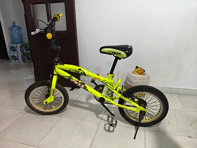 Bi cycle Used 16-inch Kids BMX-style Bright Yellow move out sale discount offer