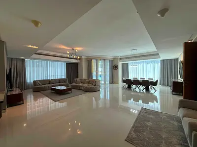 For Sale Luxury 3-Bedroom Apartment in the Blue Tower 🏡