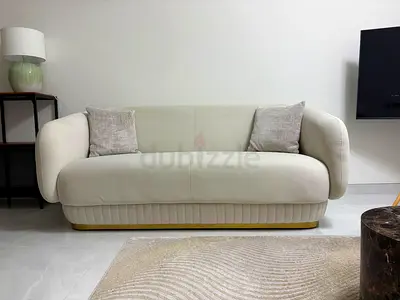 Cream 3-Seater Sofa in Good Condition