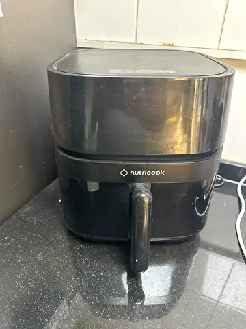 Nutricook Air Fryer - Compact Black, Good Working Condition