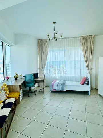 Executive Female Privacy Bedspace Available Near Metro