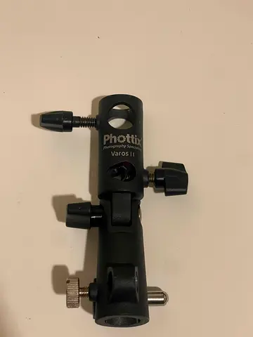 Phottix Varos II Flash Shoe Umbrella Holder – Heavy Duty Studio Bracket