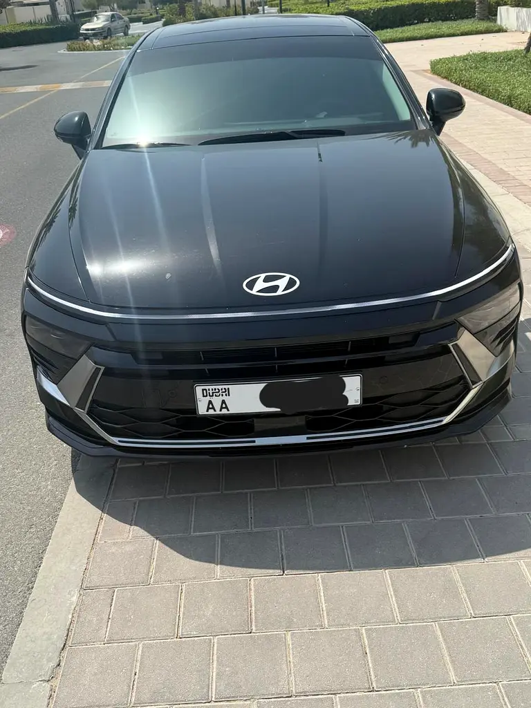 Hyundai Sonata 2024 — photo 1 of 10