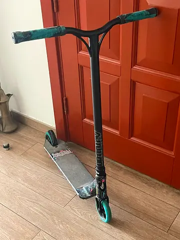 Envy Prodigy S7 Pro Stunt Scooter – Splatter Edition (120mm Hollow Cores)