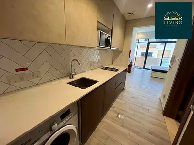 Semi-Furnished | Prime Location | Multiple Payments Available