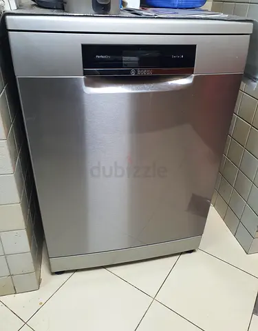 Stainless Steel Freestanding Dishwasher - Good Condition