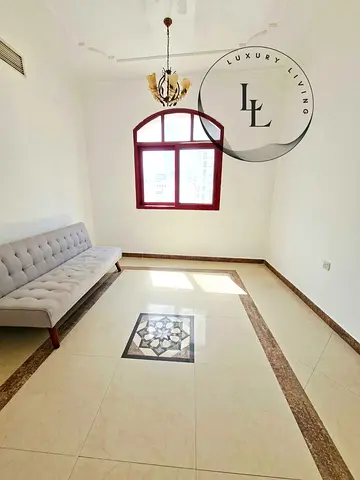 DECENT 2 BHK JUST 40K WARDROBES READY TO MOVE OPEN VIEW NEAR DUBAI