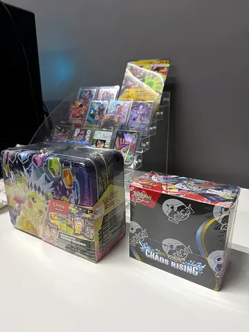 Pikachu collector box + chaos rising booster box
