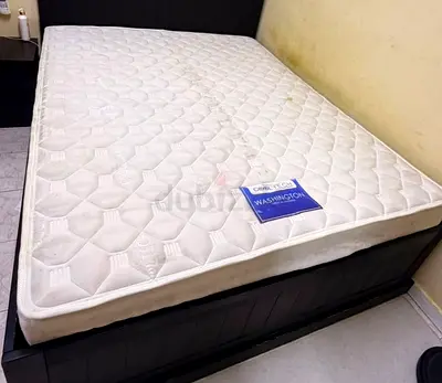 Queen size mattress  - good condition