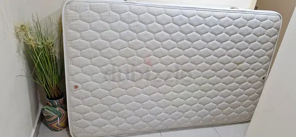 Single mattress in good used condition