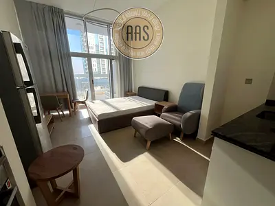 Family Residence |Chiller Free building |Near to Bus Stop