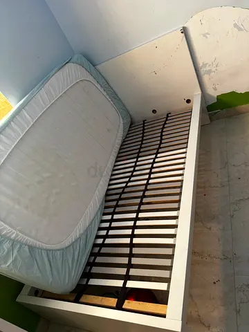 Single bed