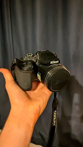 Nikon Coolpix b500 Compact Bridge Camera + micro SD adaptor