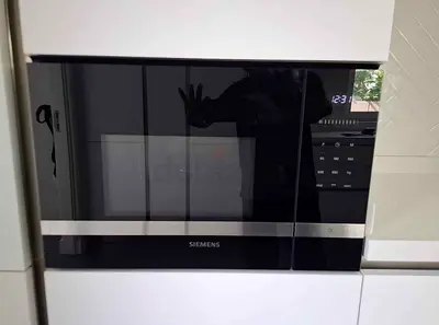Siemens iq700 series Built in Microwave black look Exellent Condition