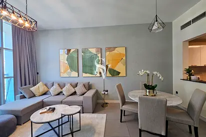 Vacant | Furnished | Near Entry Exit | Mid Floor