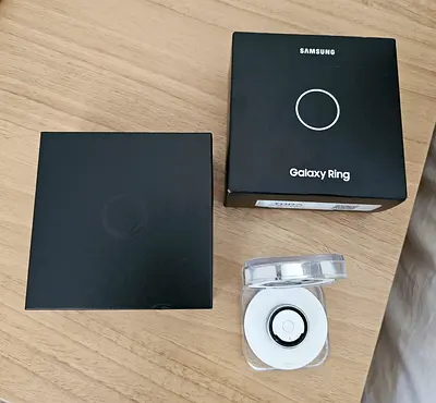 Samsung Galaxy Ring - Titanium - Size 8, Boxed