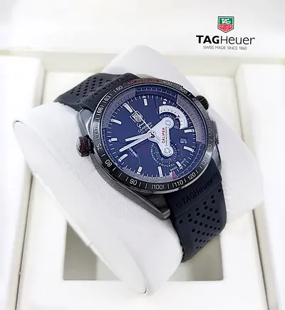 TAG heuer watch with chrono for men