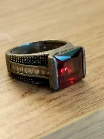925 Sterling Silver Ring with Big Garnet Stone size 8