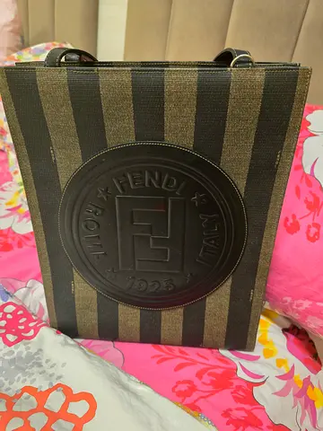 PRELOVEDFENDI TOTE BAG ORIGINAL