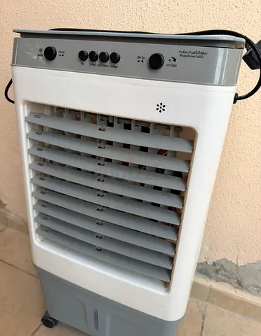 Portable evaporative air cooler - well maintained, working new
