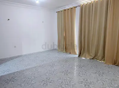 Spacious single room with kitchen and bathroom availble