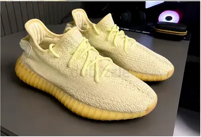 Adidas Yeezy Boost 350 V2 Butter | Size EU 39