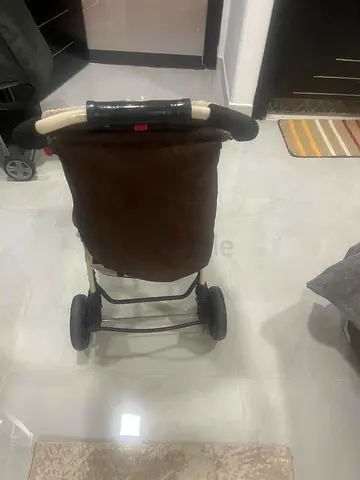 Lightweight standard baby stroller in good used condition