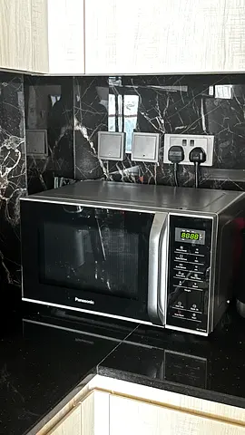 Panasonic Countertop Microwave - Good Condition