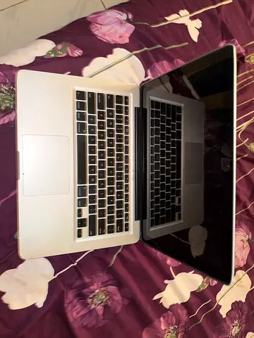 Apple MacBook Pro 13” Mid 2010