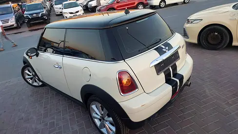 2011 MINI COOPER photo 10