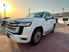 Toyota Land Cruiser VXR 2026 GCC Specs - Brand New Luxury  Off-Road Dominance