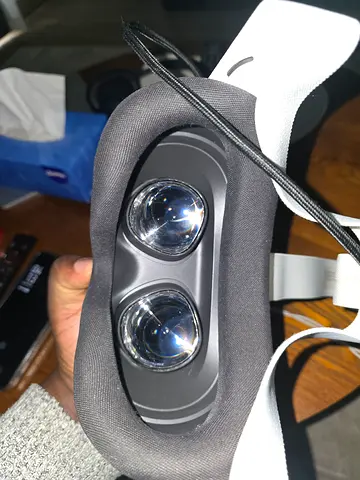 Meta Quest 3S Virtual Reality Headset (128gb)