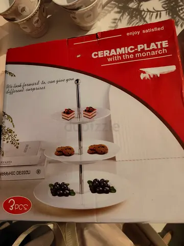 3-Tier Ceramic Serving Stand / Cake  Dessert Display